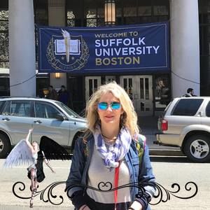 Meet your Posher, Ramona